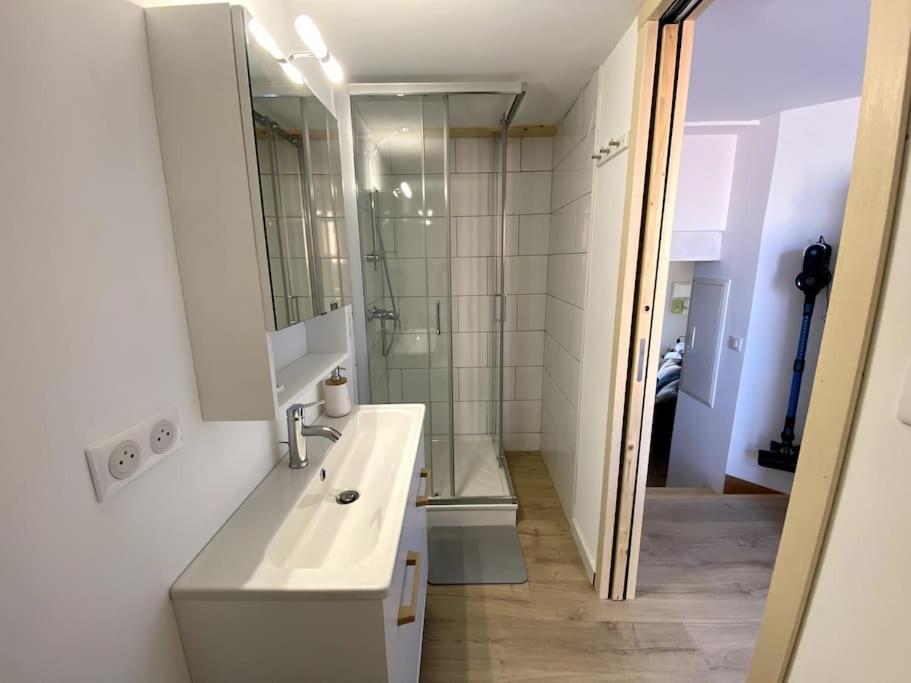 Chaleureux T3 Avec Terrasse/ Proche Valence Apartment แซงต์-เปเรย์ ภายนอก รูปภาพ