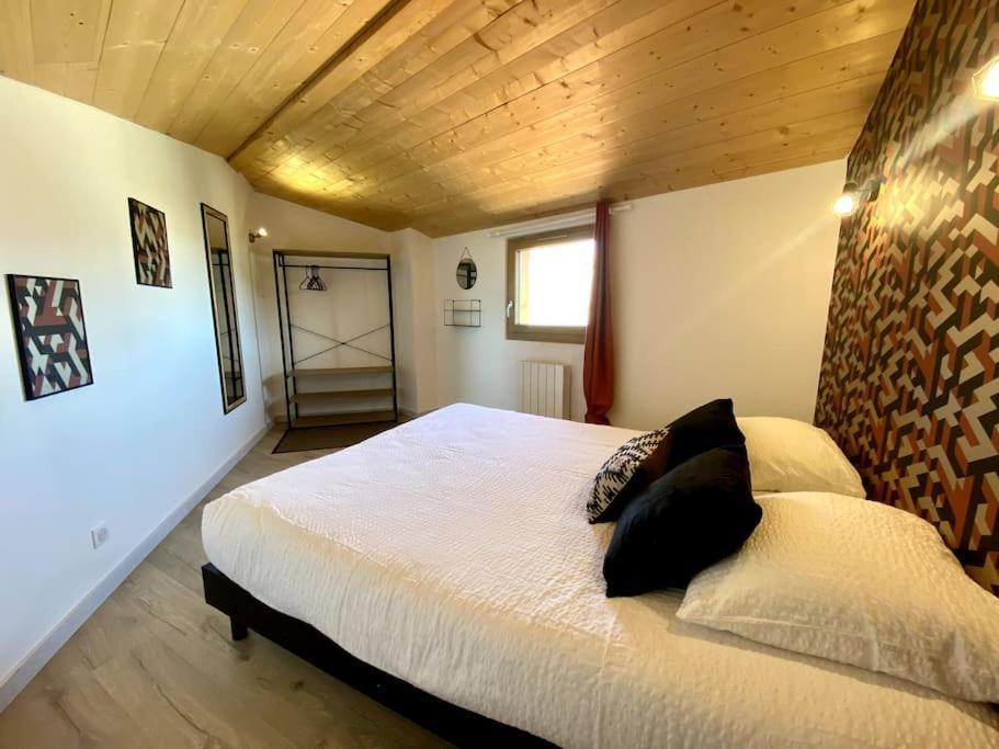 Chaleureux T3 Avec Terrasse/ Proche Valence Apartment แซงต์-เปเรย์ ภายนอก รูปภาพ