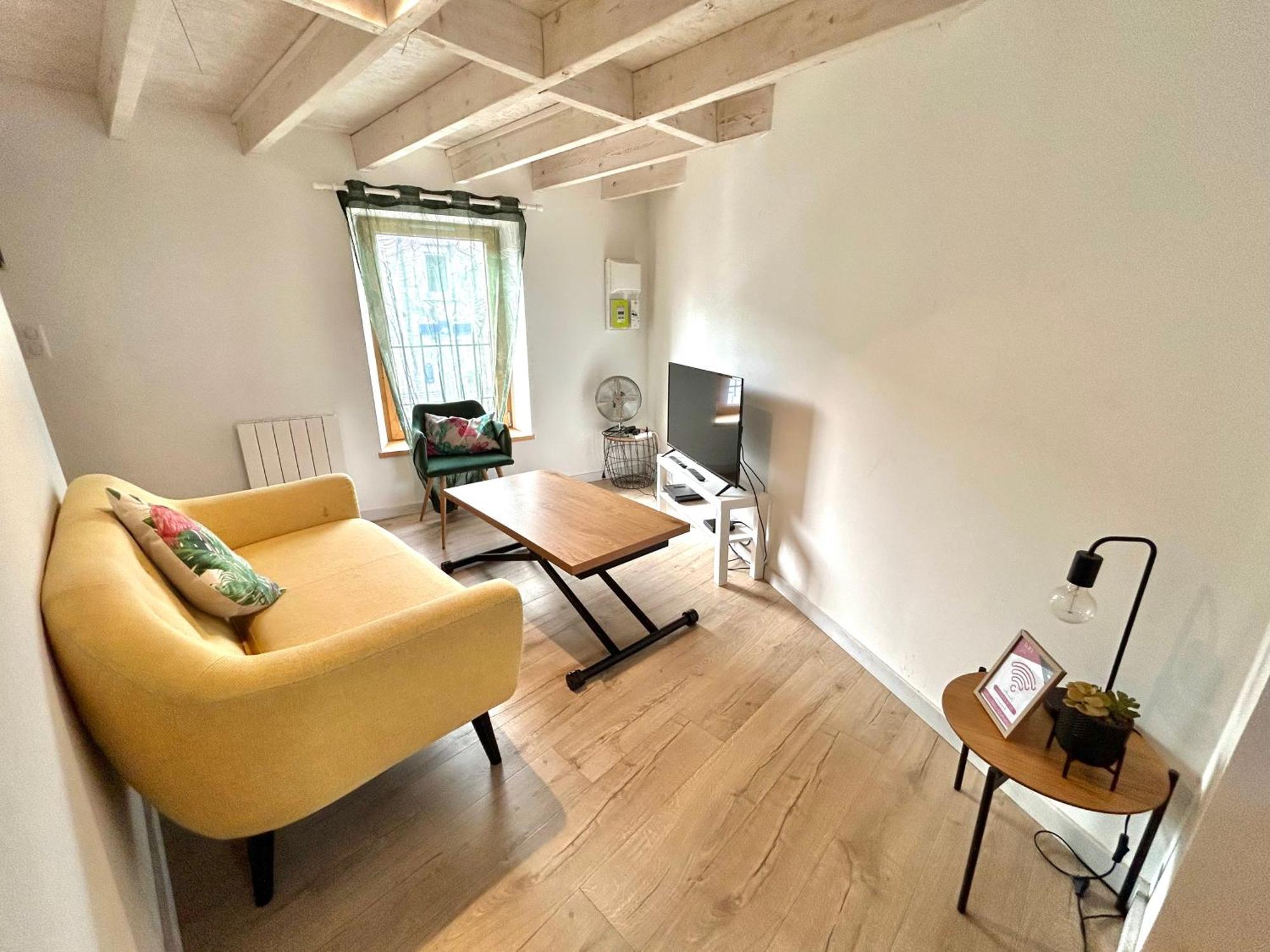 Chaleureux T3 Avec Terrasse/ Proche Valence Apartment แซงต์-เปเรย์ ภายนอก รูปภาพ